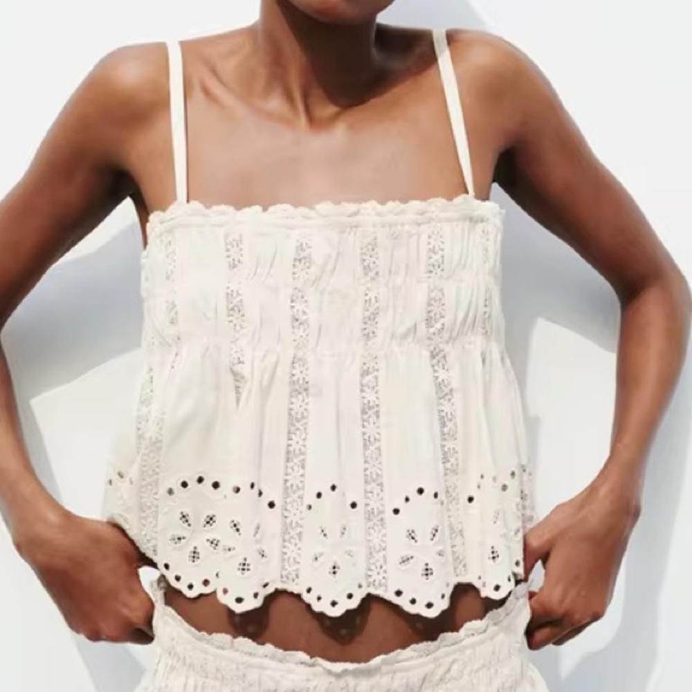 ALTAR’ STATE |  Embroidered Lace
Crop Top Size M - Picture 6 of 12